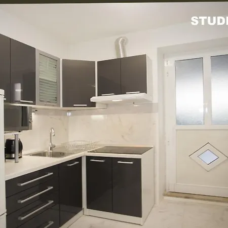 Sandy Beach&Centre Apartments Appartement
